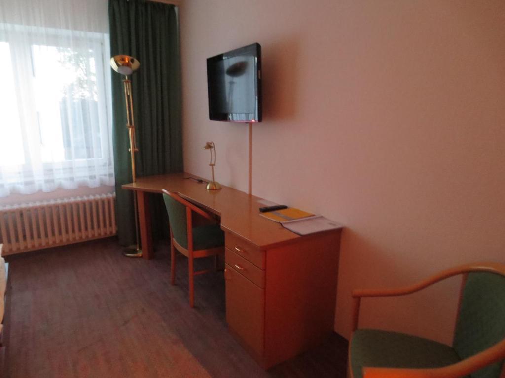 Goldlinde Parkhotel Bodenwerder Kamer foto