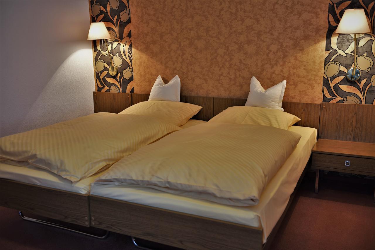 Goldlinde Parkhotel Bodenwerder Buitenkant foto