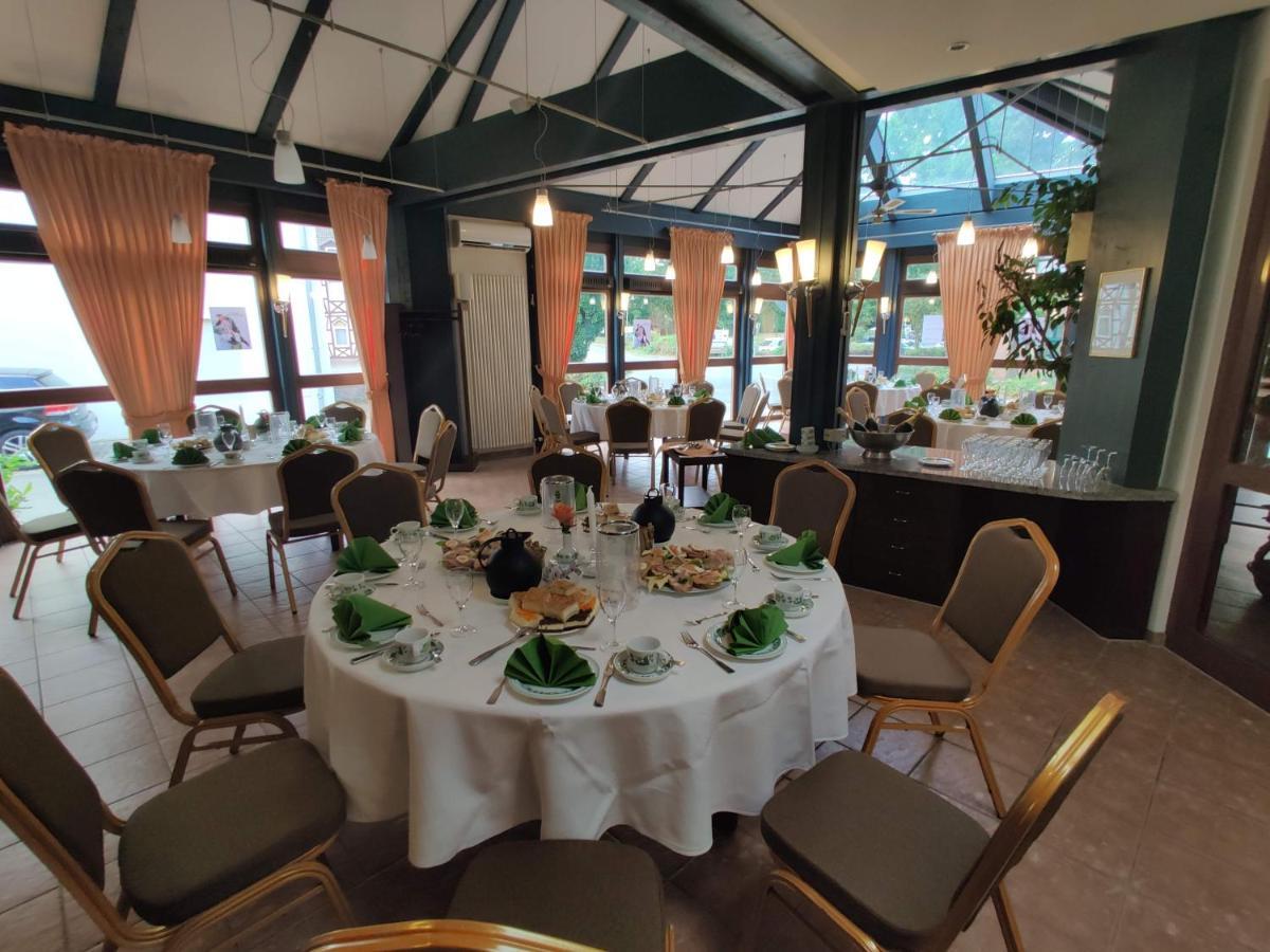 Goldlinde Parkhotel Bodenwerder Buitenkant foto